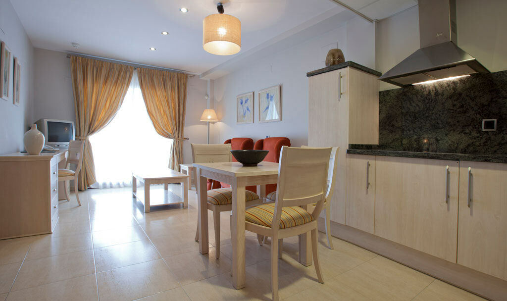 Daniya & Business 4* Hotel